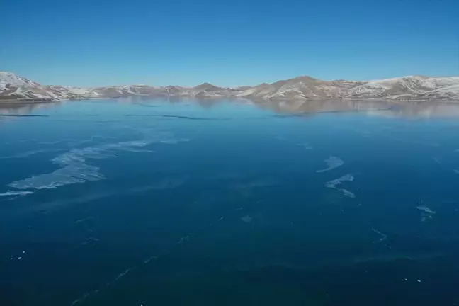 Balık Gölü Kış Manzarasıyla Doğa Tutkunlarını Bekliyor