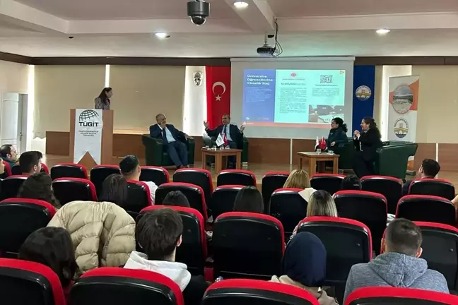 Trakya Üniversitesi'nde Gümrük ve Gümrüklerin Önemi Toplantısı