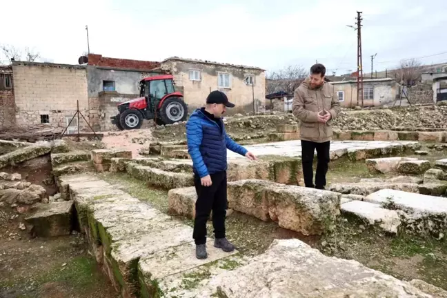 Adıyaman Valisi Varol, Perre Antik Kenti Roma Çeşmesi'nde İnceleme Yaptı