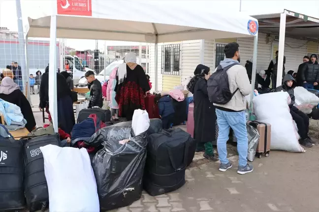 Suriye'den Türkiye'ye Sığınanlar Ülkelerine Dönüş Yapıyor