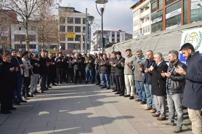 Samsun'da 600 Çuval Un Suriye'ye Gönderildi