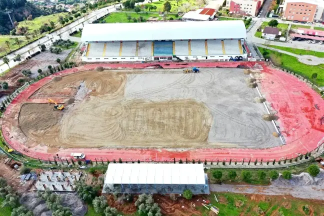 Binali Yıldırım Stadyumu'nda Yenileme Çalışmaları Devam Ediyor