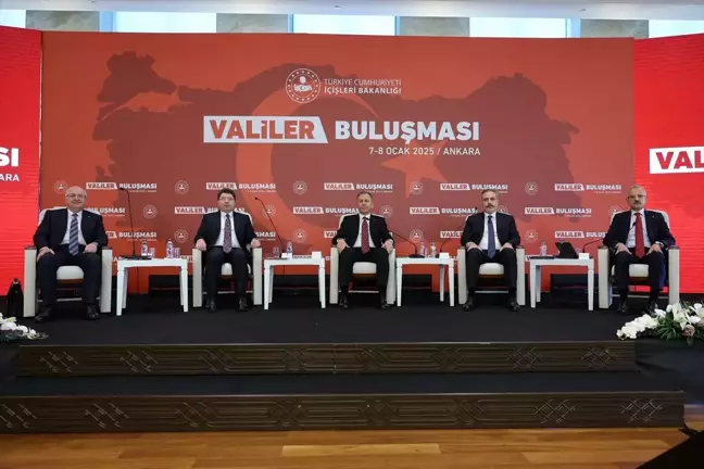 İçişleri Bakanı Yerlikaya'dan Valiler Buluşması Paylaşımı