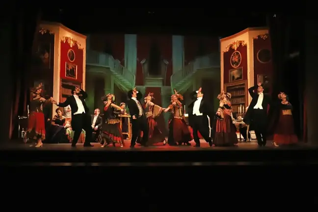 Samsun Devlet Opera ve Balesi'nden La Traviata Performansı