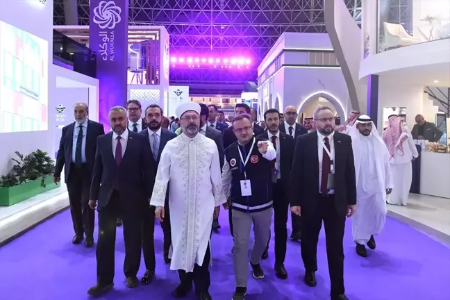 Diyanet İşleri Başkanı Erbaş, 2025 Hac Protokolünü Açıkladı