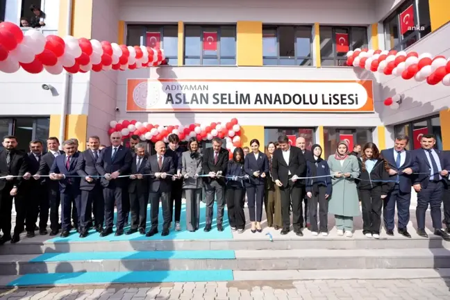 Milli Eğitim Bakanı Tekin, Adıyaman'da Okul Açılışında