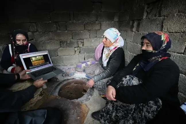 Muş'ta Kadınlar, Yılın Kareleri Oylamasına Katıldı