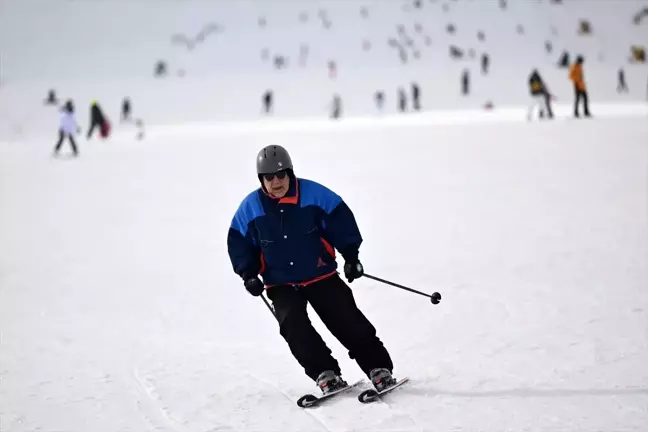 Erciyes Kayak Merkezi'nde Yarıyıl Tatili İçin Yoğun Rezervasyonlar