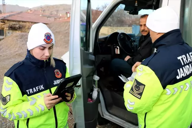 Kırşehir'de Öğrenci Servislerine Denetim