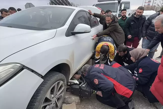 Elazığ'da Trafik Kazası: Bir Kişi Ağır Yaralandı