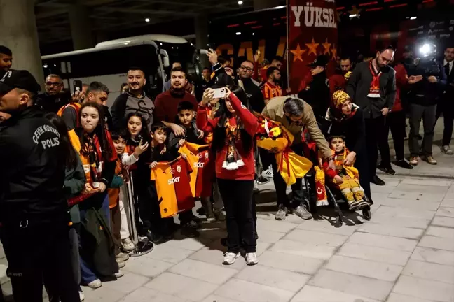 Galatasaray Mersin'e Geldi, Hatayspor ile Maç İçin Hazırlıklar Başladı