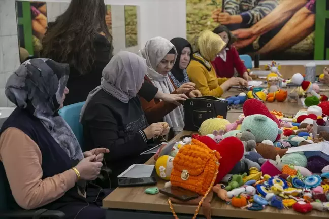 Bolu'da Kadınlara Amigurumi Kursu: El Emeği ile Sosyalleşme