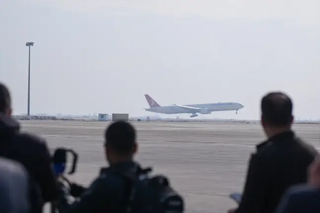 Türk Hava Yolları 12 Yıl Aradan Sonra Suriye'ye Uçtu