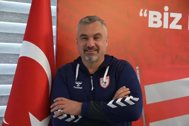 Samsunspor'un Teknik Direktörü Reis: 'Gaziantep FK'dan Galibiyet Almak İstiyoruz'