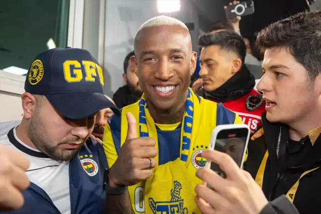 Fenerbahçe'nin Yeni Transferi Anderson Talisca İstanbul'a Geldi