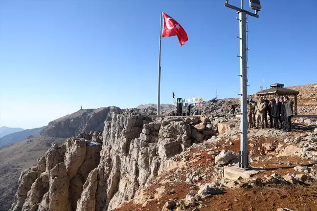 Şırnak Valisi Birol Ekici, Cudi Dağı Sefine bölgesini ziyaret etti