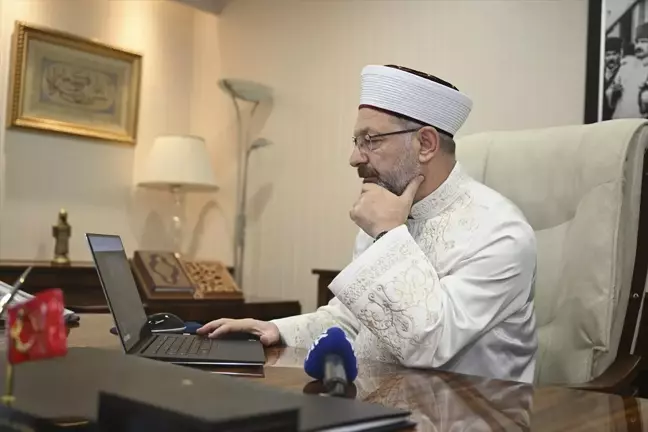 Diyanet İşleri Başkanı Erbaş, 'Yılın Kareleri' Oylamasına Katıldı