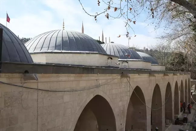 Şanlıurfa'da Tarihi Camiler İbadete Açıldı