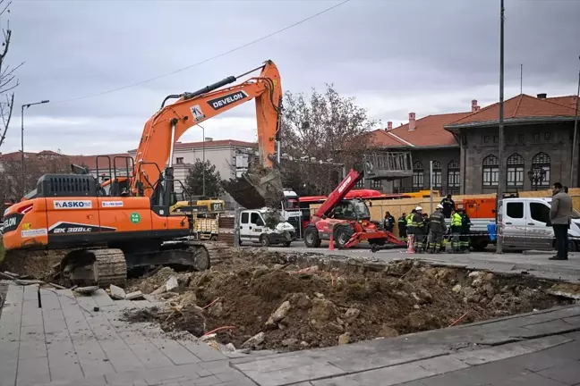 Ankara Ulus'ta Yüzey Göçüğü Meydana Geldi