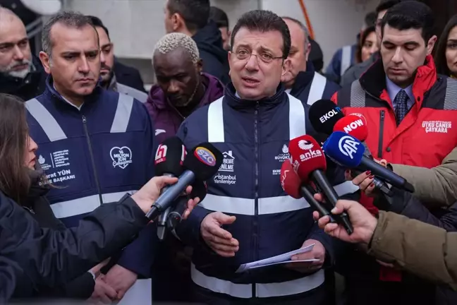 İBB, Deprem Riski Taşıyan Binaları Yıkmaya Devam Ediyor