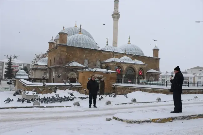 Yozgat'ta Kar Yağışı Hayatı Olumsuz Etkiledi