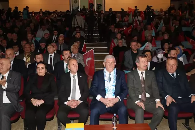 İYİ Parti Genel Başkanı Dervişoğlu, Kütahya'da Genişletilmiş İl Divan Toplantısı'na katıldı