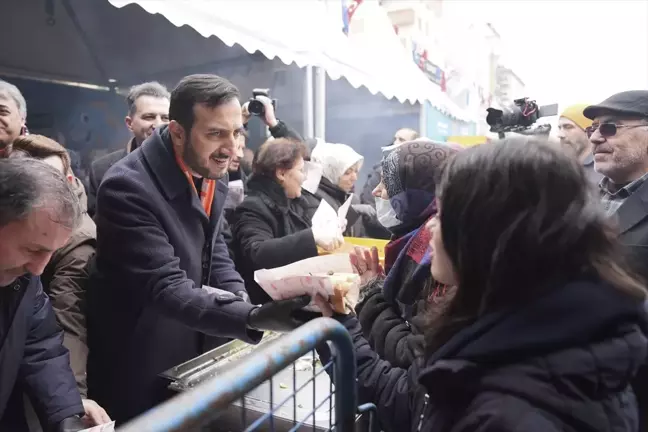 AK Parti İstanbul İl Başkanı Özdemir, Sultanbeyli Hamsi Festivali'ne katıldı