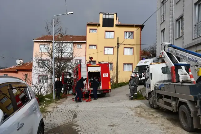 Bilecik'te Apartman Yangını: Elektrikli Isıtıcı Alevlere Neden Oldu