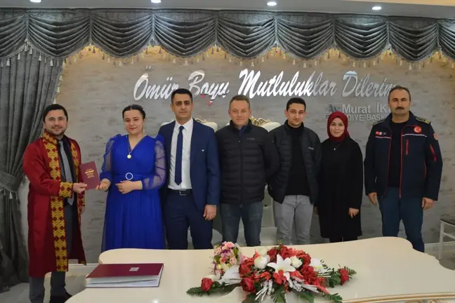 Samsun'da Çiftler 14 Şubat İçin Nikah Başvurusu Yapıyor