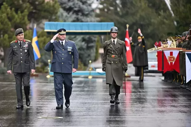 Orgeneral Gürak, İsveç Genelkurmay Başkanı Claesson'u Karşıladı