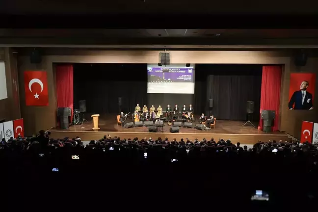 Mardin'de 'Harput'tan Mardin'e Destansı Türküler' Konseri Düzenlendi