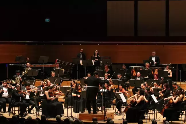 Olten Filarmoni Orkestrası, İzmir'de Unutulmaz Bir Konser Verdi