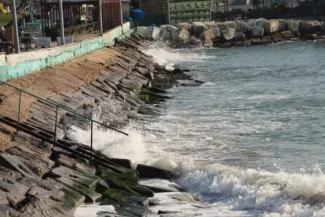 Tekirdağ'da Poyraz Denizde Aksamalara Yol Açtı