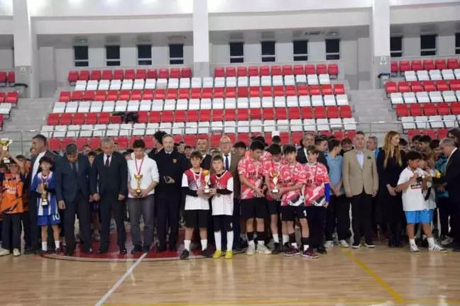 Antalya'da Futsal Turnuvası Finali Gerçekleşti