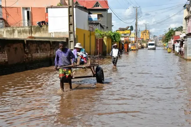 Madagaskar'da Şiddetli Yağışlar Sel Baskınlarına Neden Oldu