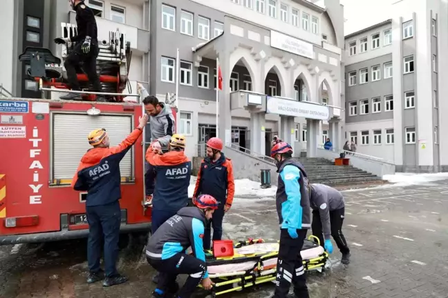 Bingöl'de Deprem ve Yangın Tatbikatı Düzenlendi