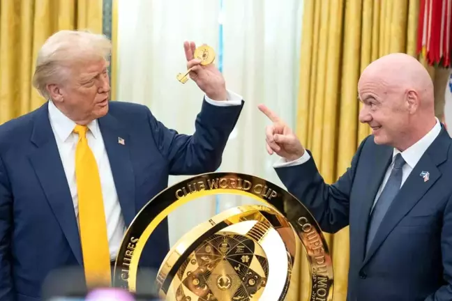 Trump ve Infantino'dan 2025 FIFA Kulüpler Dünya Kupası Tanıtımı