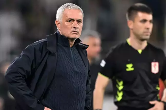 Mourinho'dan şampiyonluk sorusuna yanıt: Şansımız devam ediyor