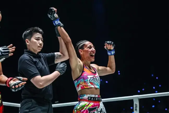 Nefise Delikurt, One Championship'te Tarihe Geçti