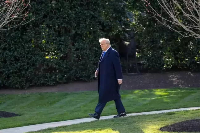 Trump'tan Venezuela'ya Yüzde 25 Gümrük Vergisi