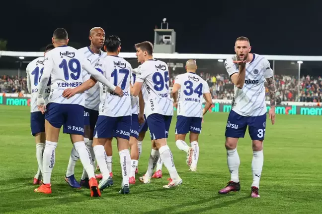 Kanarya'dan gol şov! Fenerbahçe, Bodrum FK'yı deplasmanda devirdi