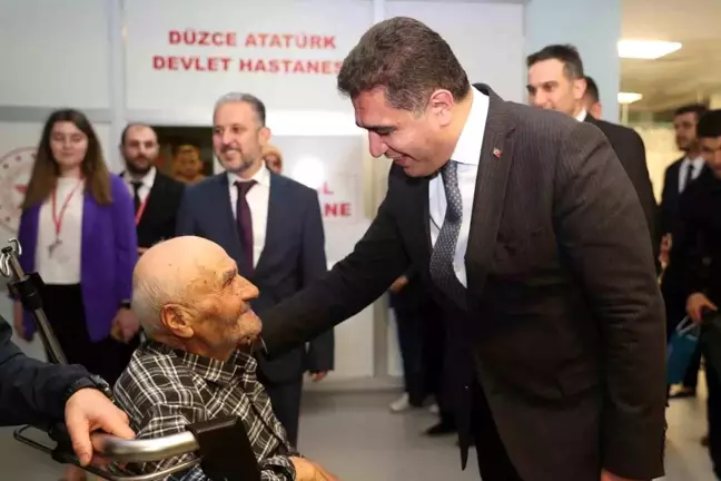 Düzce Valisi Selçuk Aslan'dan Bayram Ziyareti