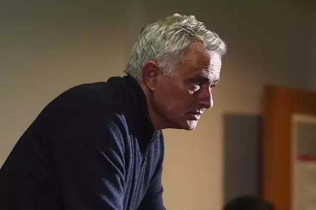 Rekora koşuyor! Mourinho, gördüğü kartlarla futbolcularını solladı