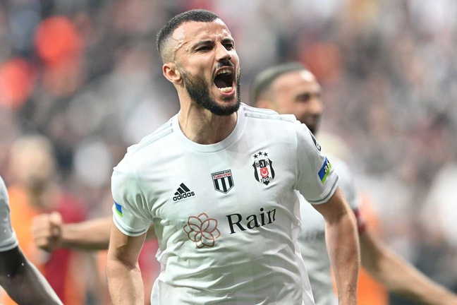 Romain Saiss: Beşiktaş'tan ayrılabilmek için kendi yerime sol stoper aradım