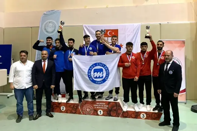 Kastamonu Üniversitesi Kick Boks Takımı Türkiye Üçüncüsü Oldu