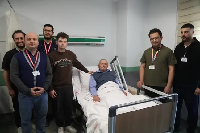 Nadir 4 Yaprakçıklı Aort Kapağına Başarıyla Ameliyat