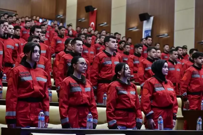 Mansur Yavaş, Yeni İtfaiye Personelleriyle Buluştu