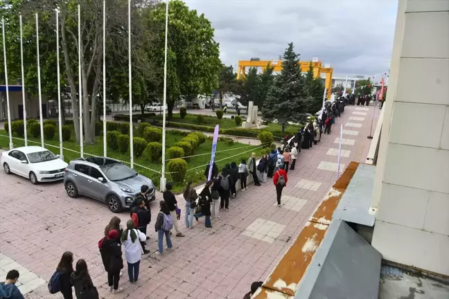 Ankara'dan YKS Adaylarına Ücretsiz TYT Tekrar Kampı