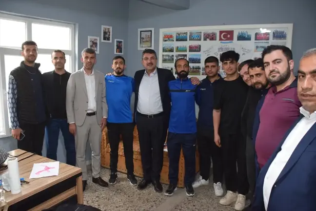 Ferhat Nasıroğlu, İşitme Engelli Sporcularla Buluştu