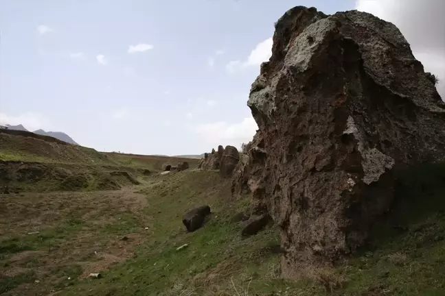 Bitlis'te 'Nemrut'un Develeri' Turizme Kazandırılıyor